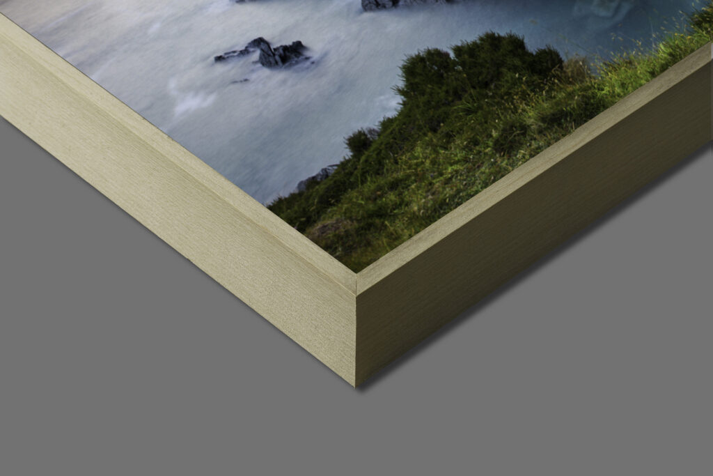 io-Printolino_Detail_Dibond-hell-linde-geoelt-neue-webseite-1024x683